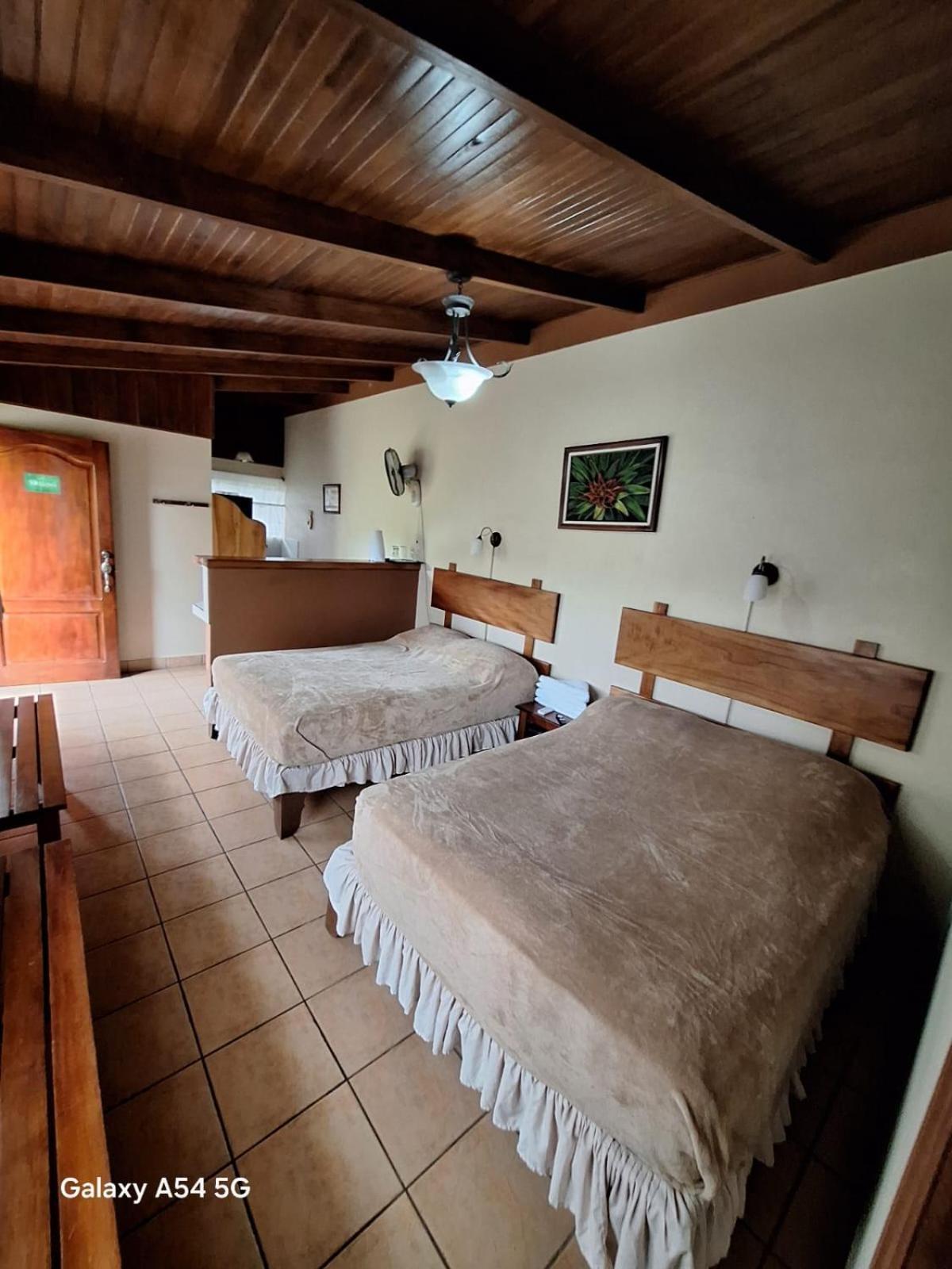 La Fortuna Iris Arenal Hotel מראה חיצוני תמונה
