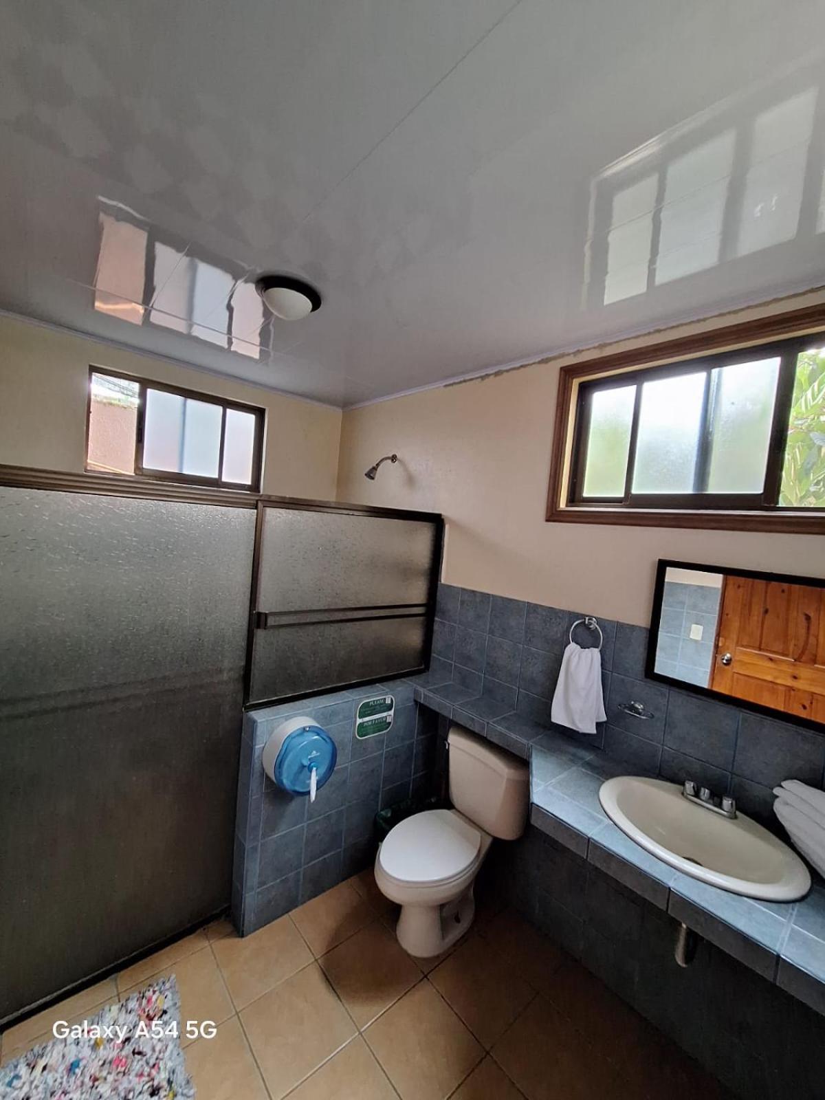 La Fortuna Iris Arenal Hotel מראה חיצוני תמונה